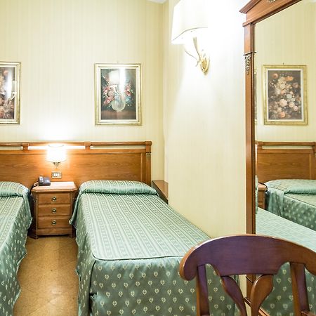 Hotel Giorgi Рим Экстерьер фото