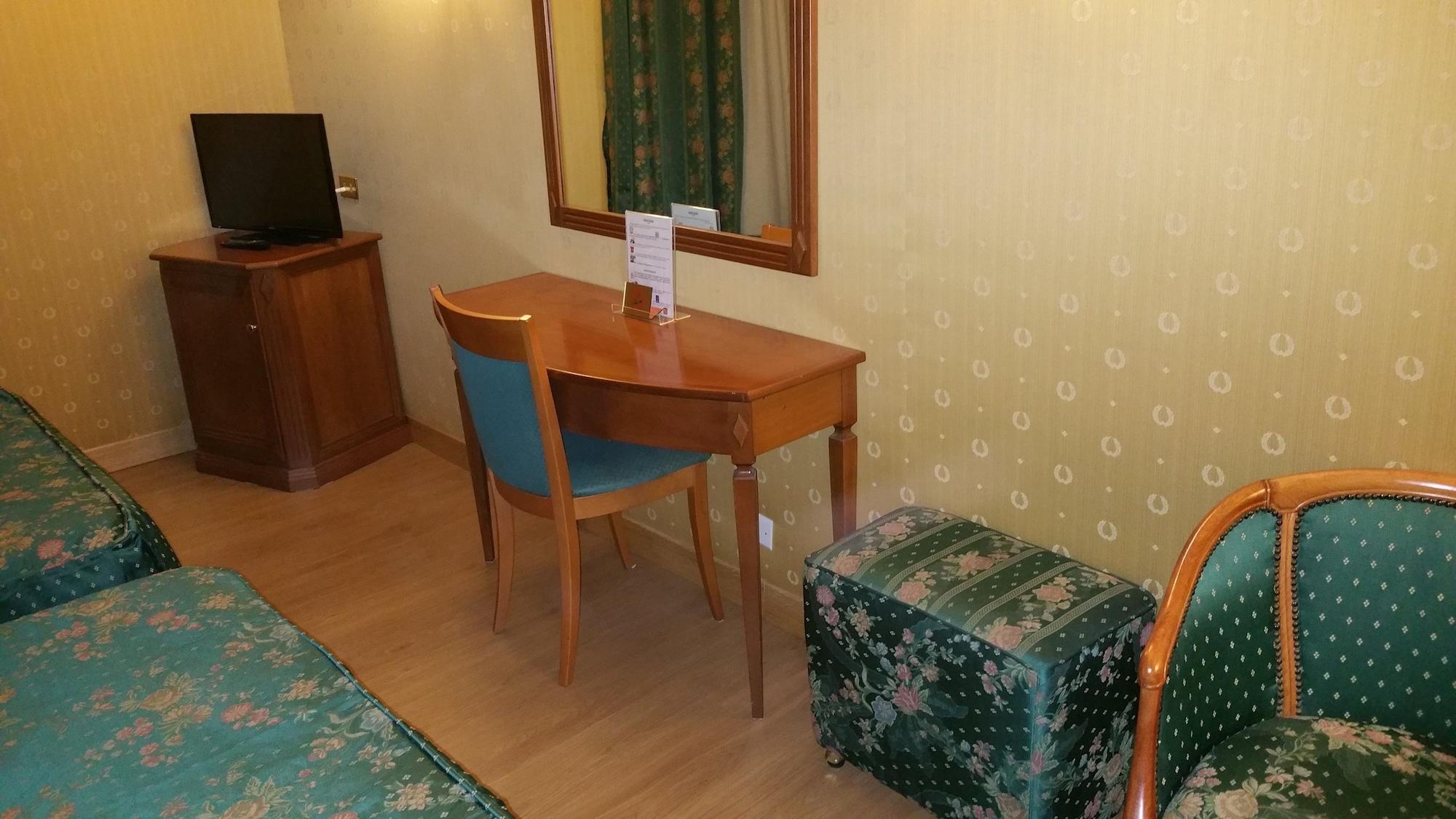 Hotel Giorgi Рим Экстерьер фото