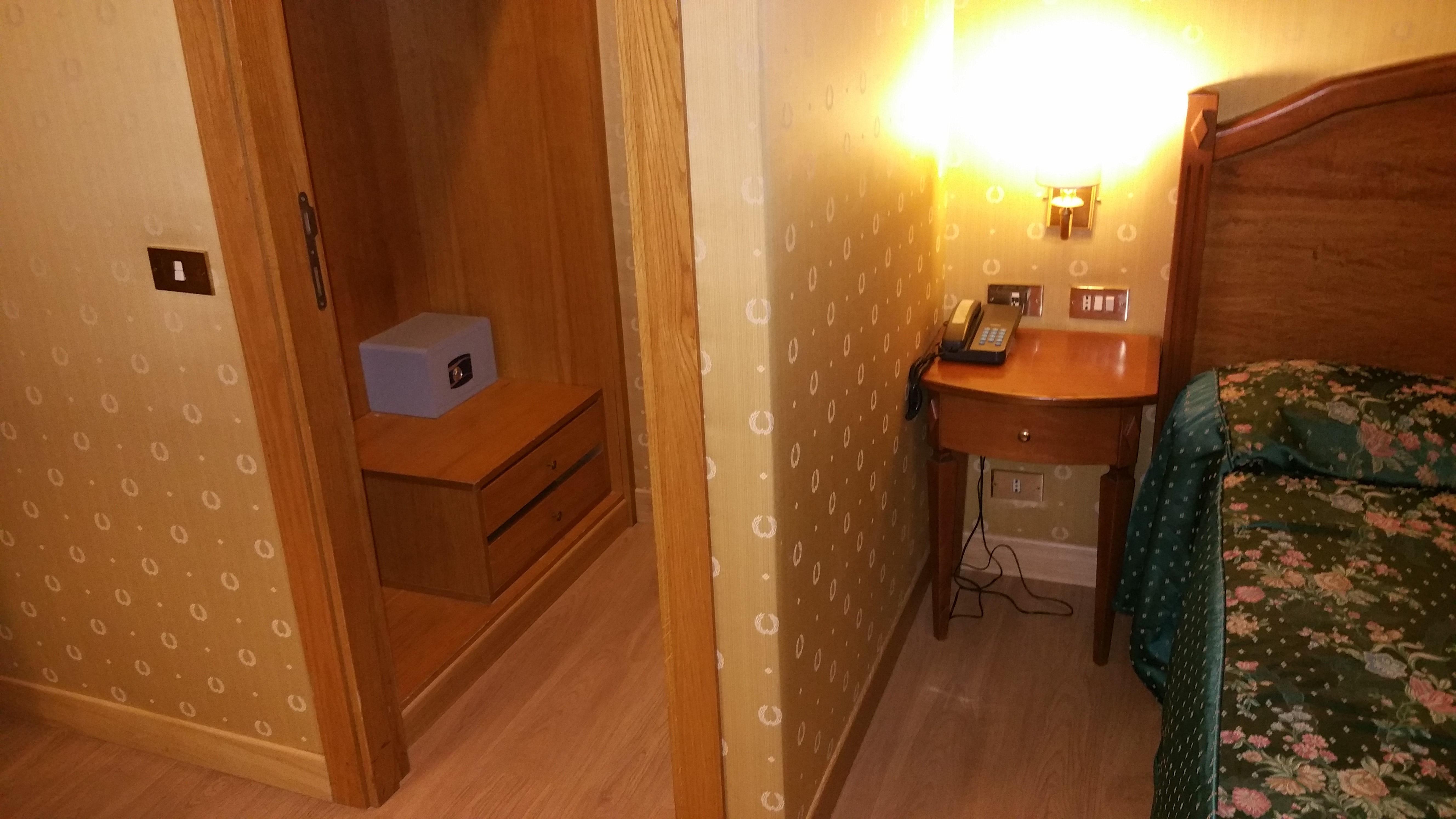 Hotel Giorgi Рим Экстерьер фото