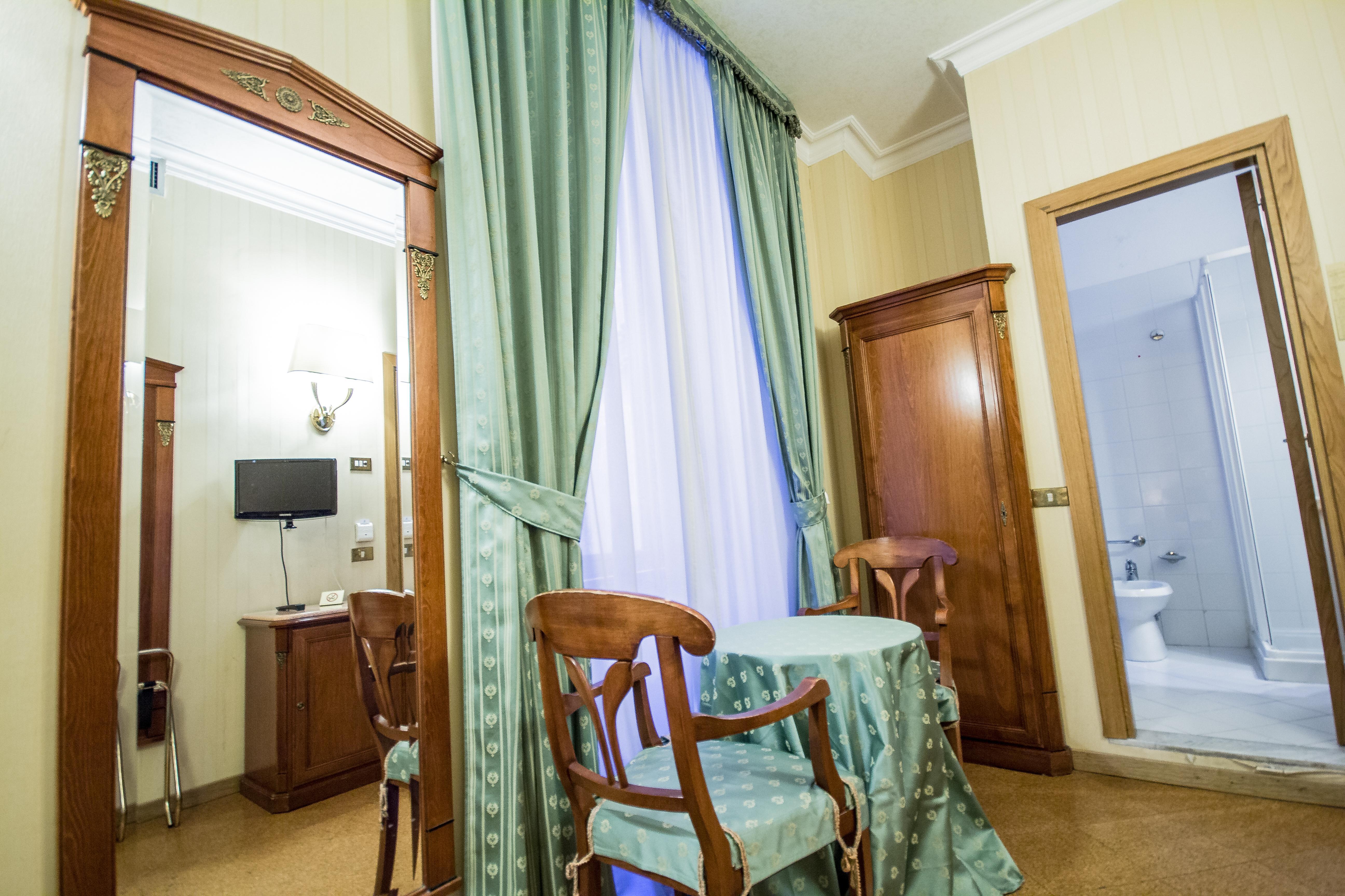 Hotel Giorgi Рим Экстерьер фото