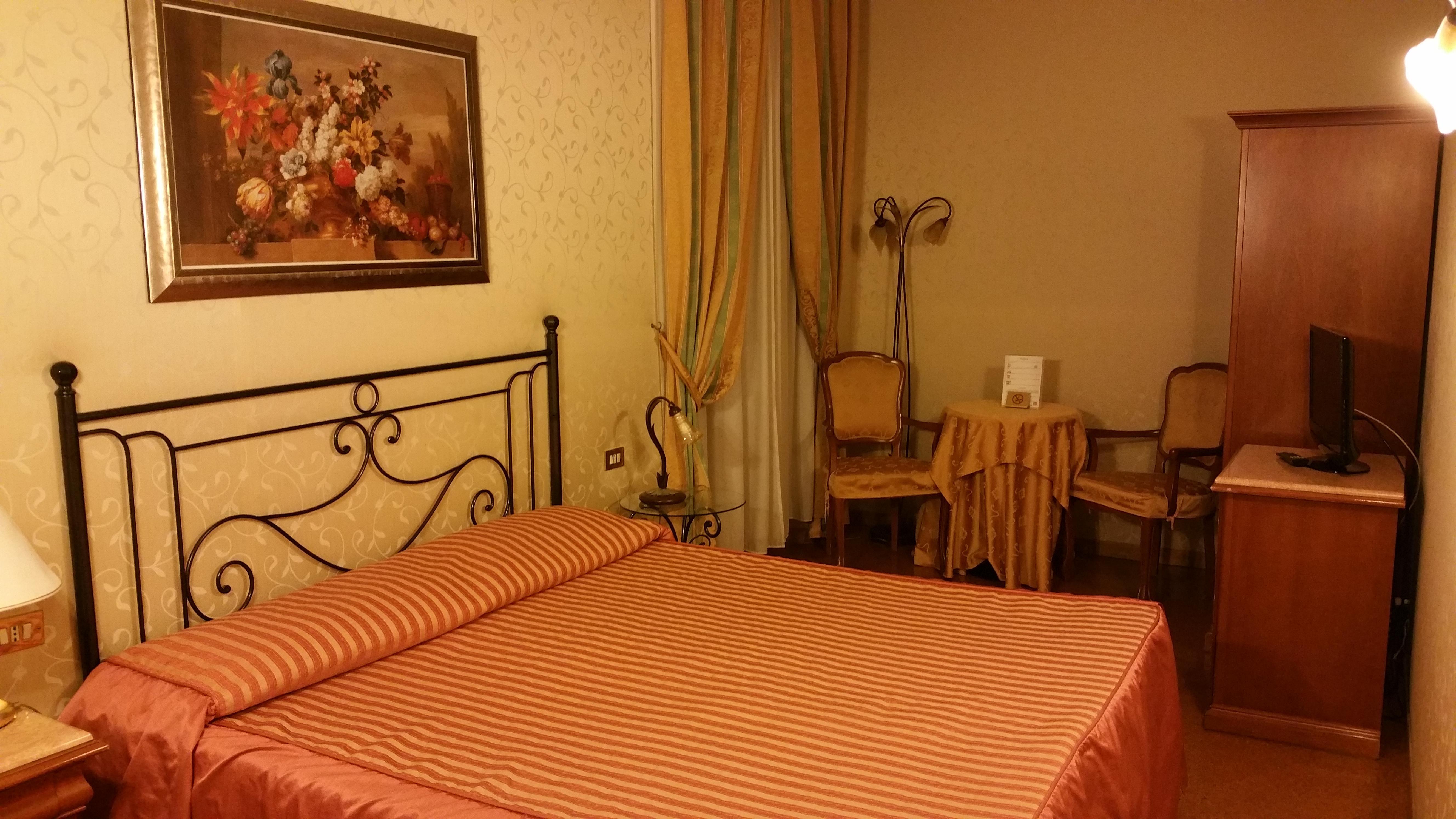 Hotel Giorgi Рим Экстерьер фото